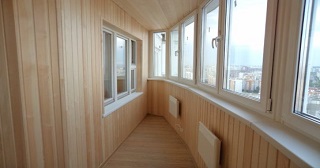 Отделка, остекление, утепление балконов в Гулькевичах от 206 руб. м/2.